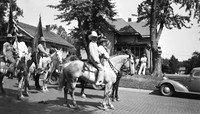 1934horse riders parade
