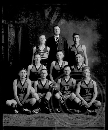 1921 Wahoo Basketball team picture